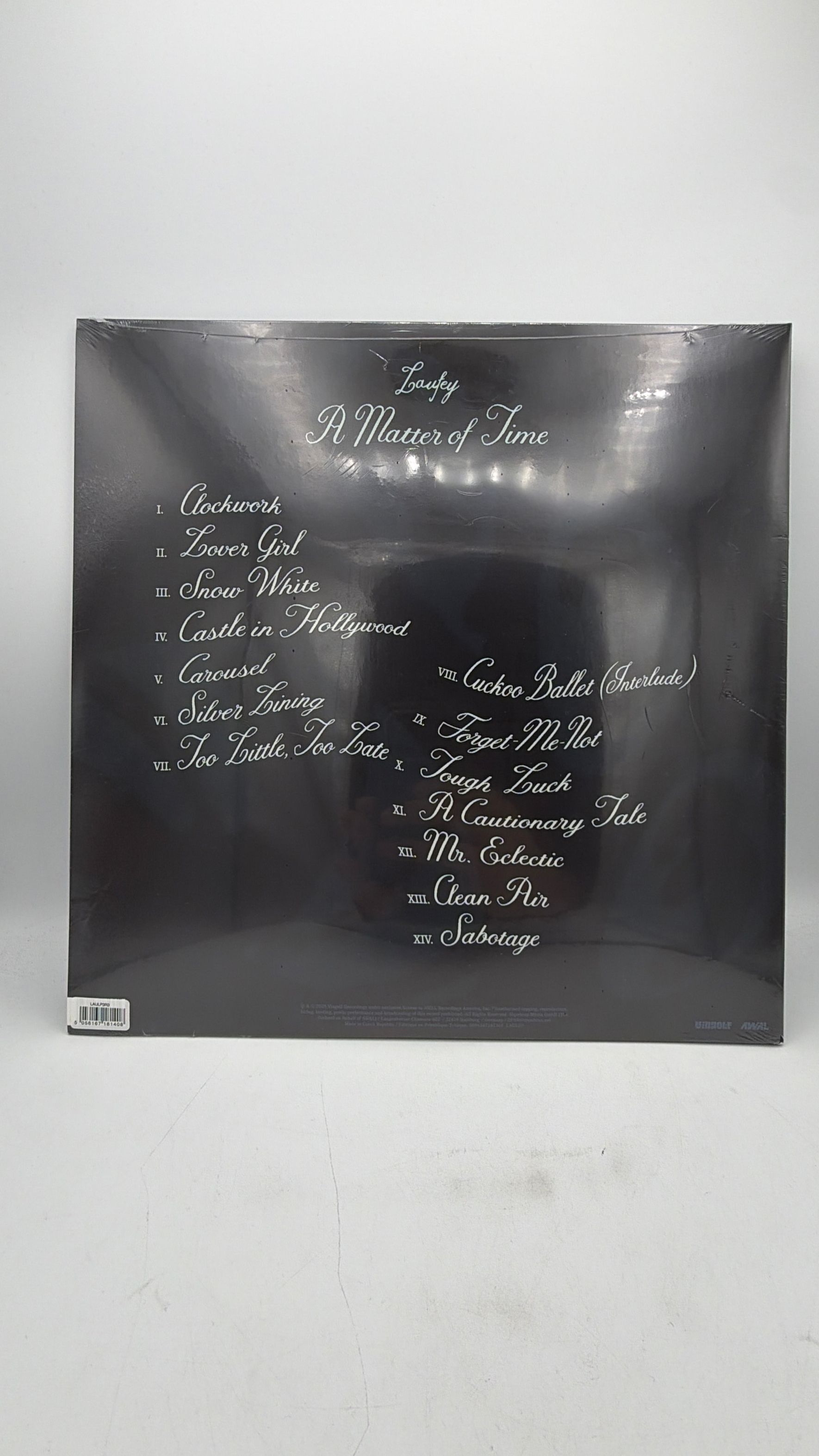 Vinyl Record | Laufey - A Matter of Time (Indie Exclusive Autumn Edition Rouge Vinyl) view 2