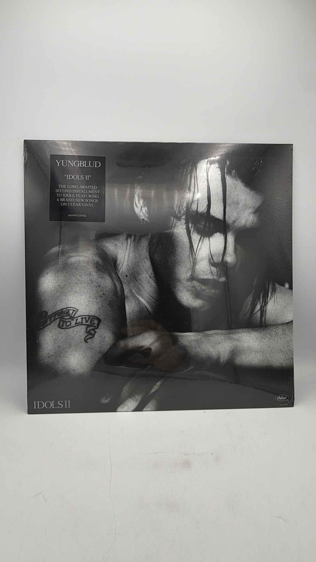 Vinyl Record | Yungblud - Idols II (clear vinyl LP)