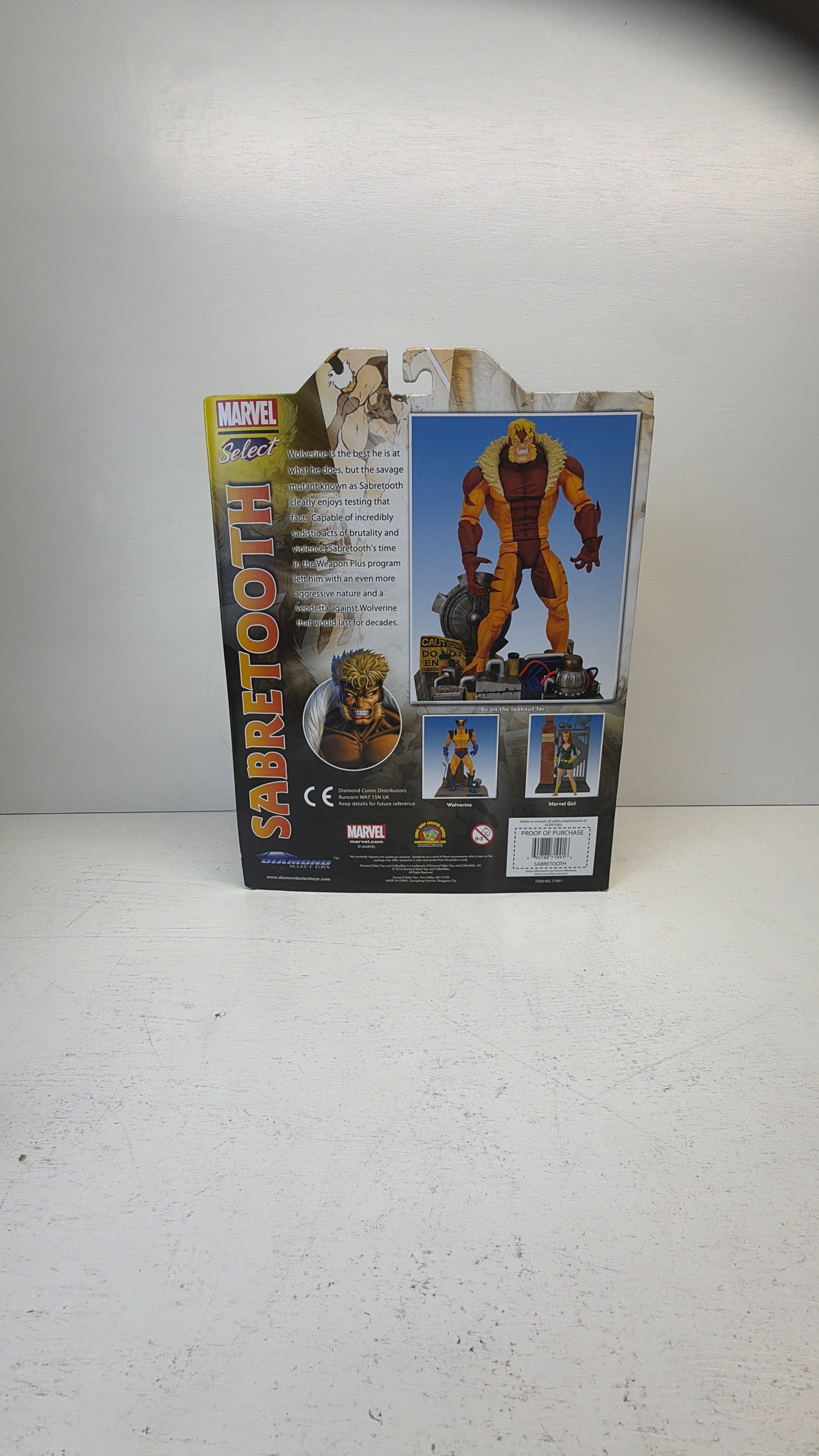 Marvel Figure Diamond Select Toys Select Sabretooth view 2