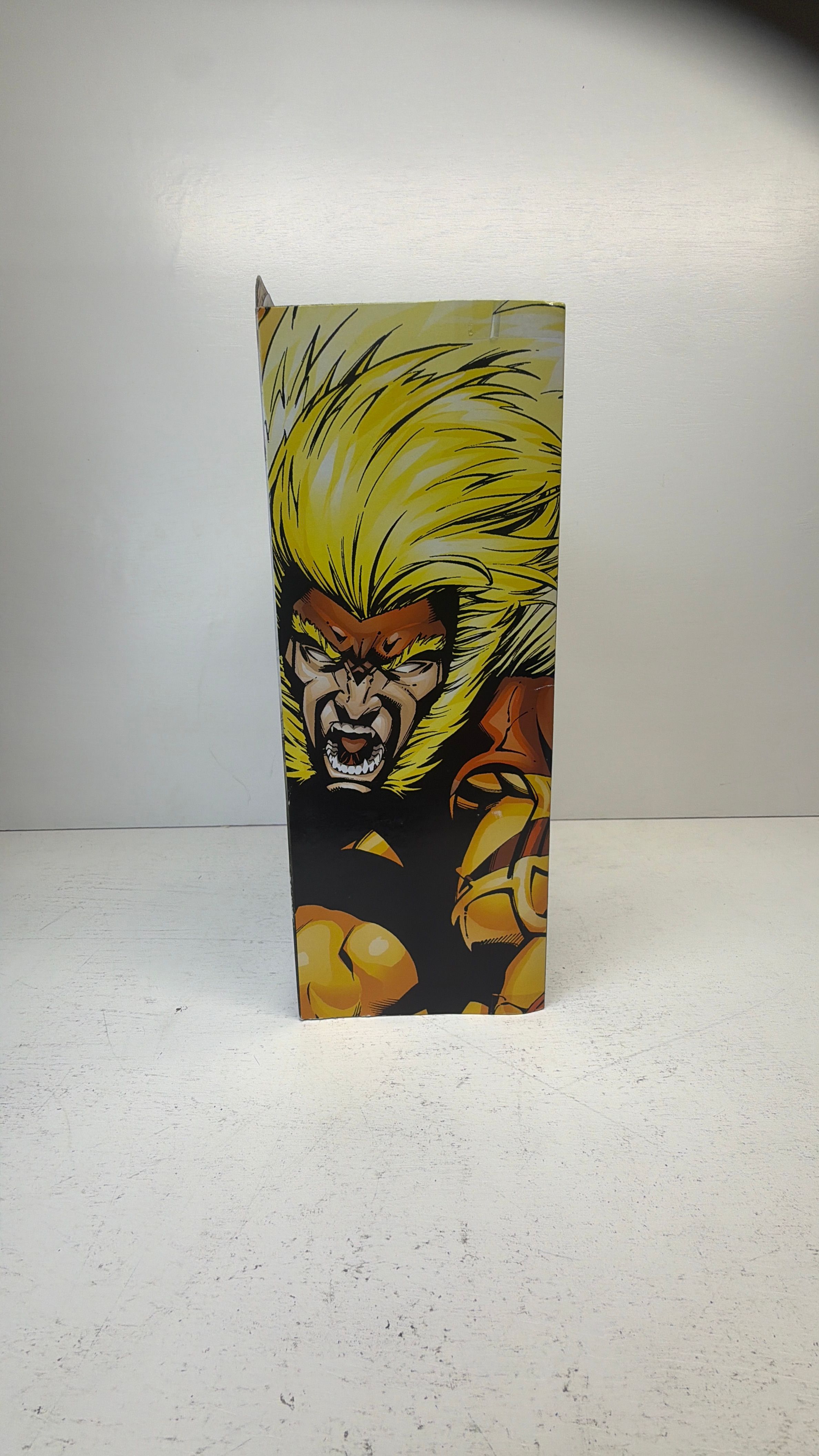 Marvel Figure Diamond Select Toys Select Sabretooth view 4