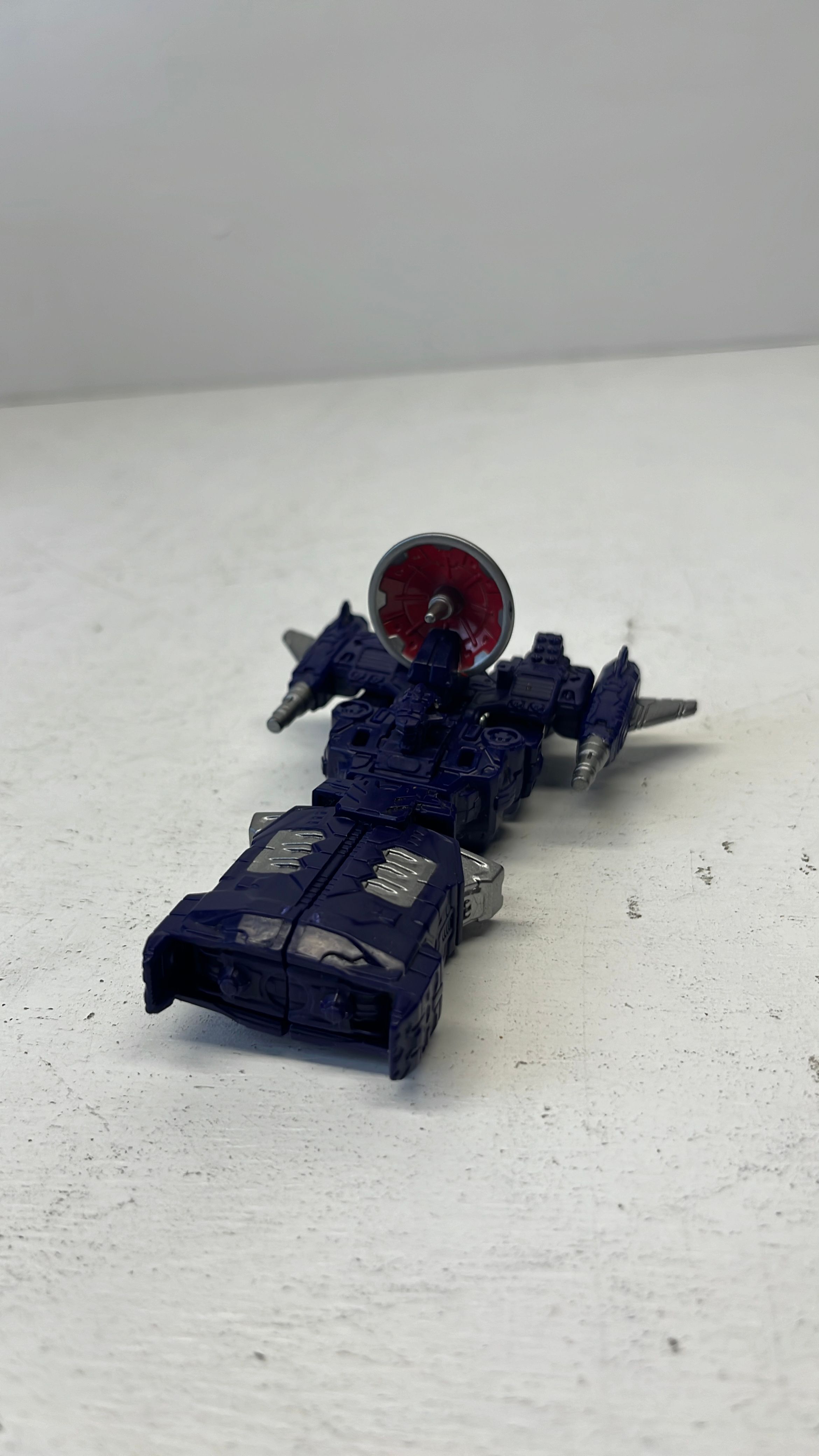 Hasbro Transformers Legacy Shockwave Figure 2022 (used) view 2