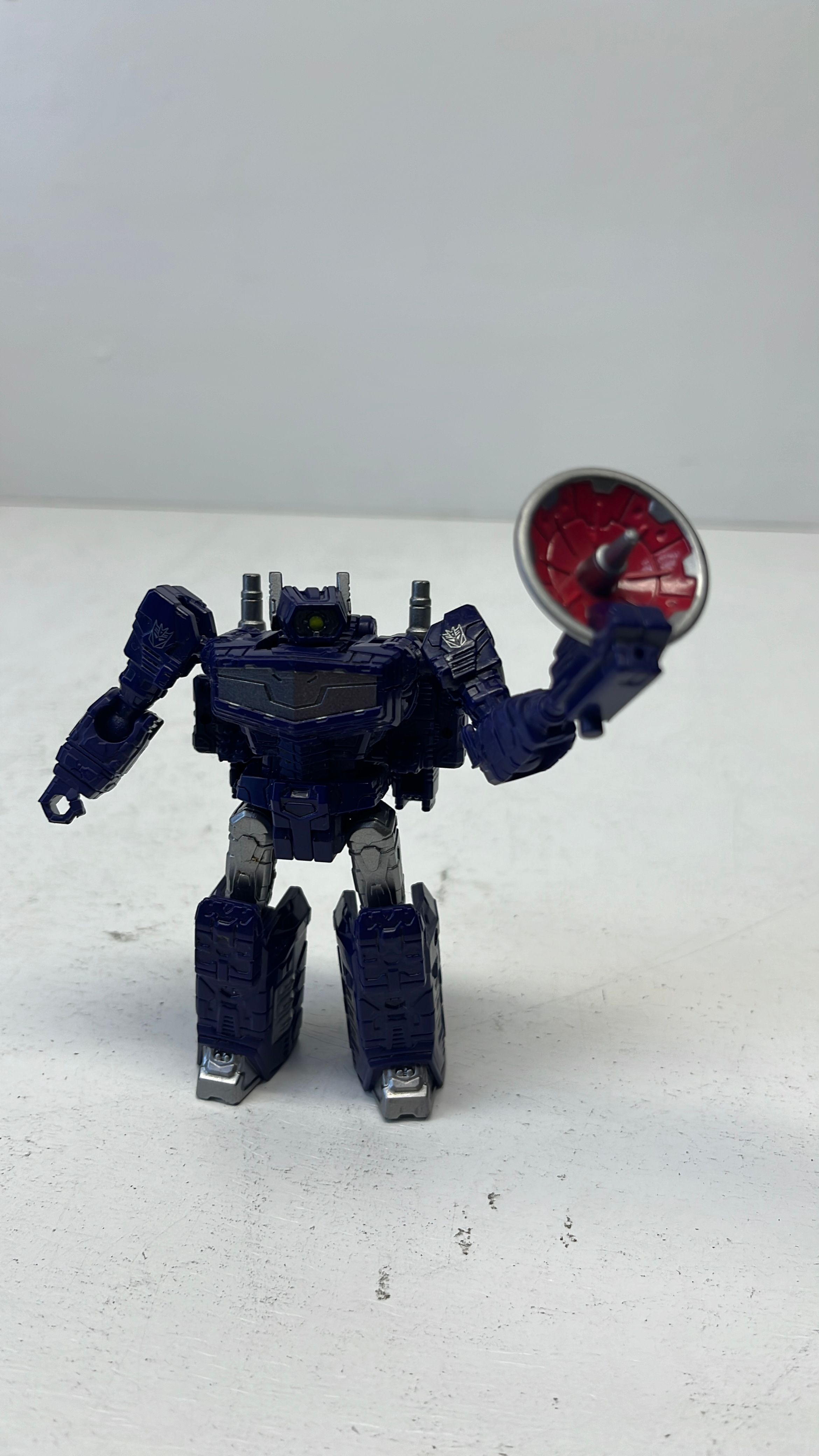 Hasbro Transformers Legacy Shockwave Figure 2022 (used) view 4