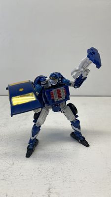 Hasbro Transformers Legacy United Sideburn Figure 2024 (used)