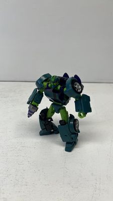 Hasbro Transformers Age Of The Primes Fugitive Waspinator Figure 2025 (used)