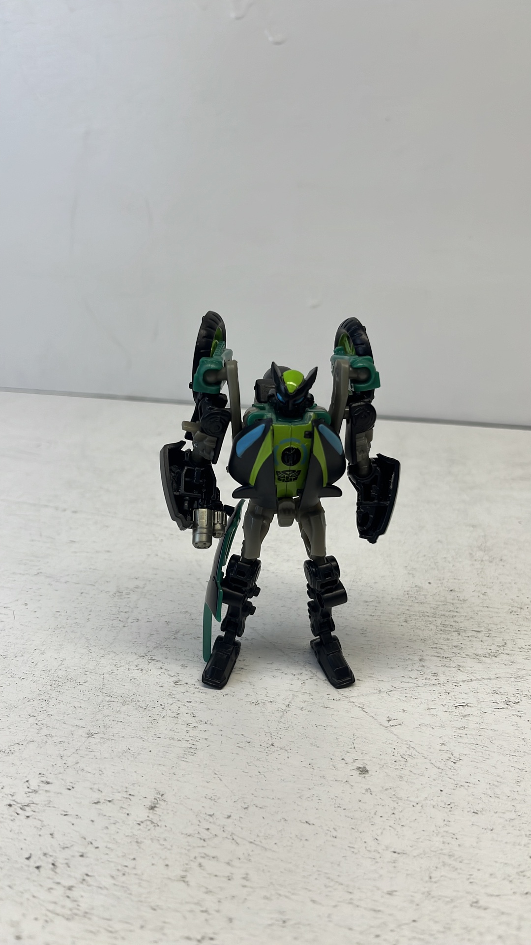Hasbro Transformers Revenge of the Fallen Knockout Figure 2009 (used) Incomplete