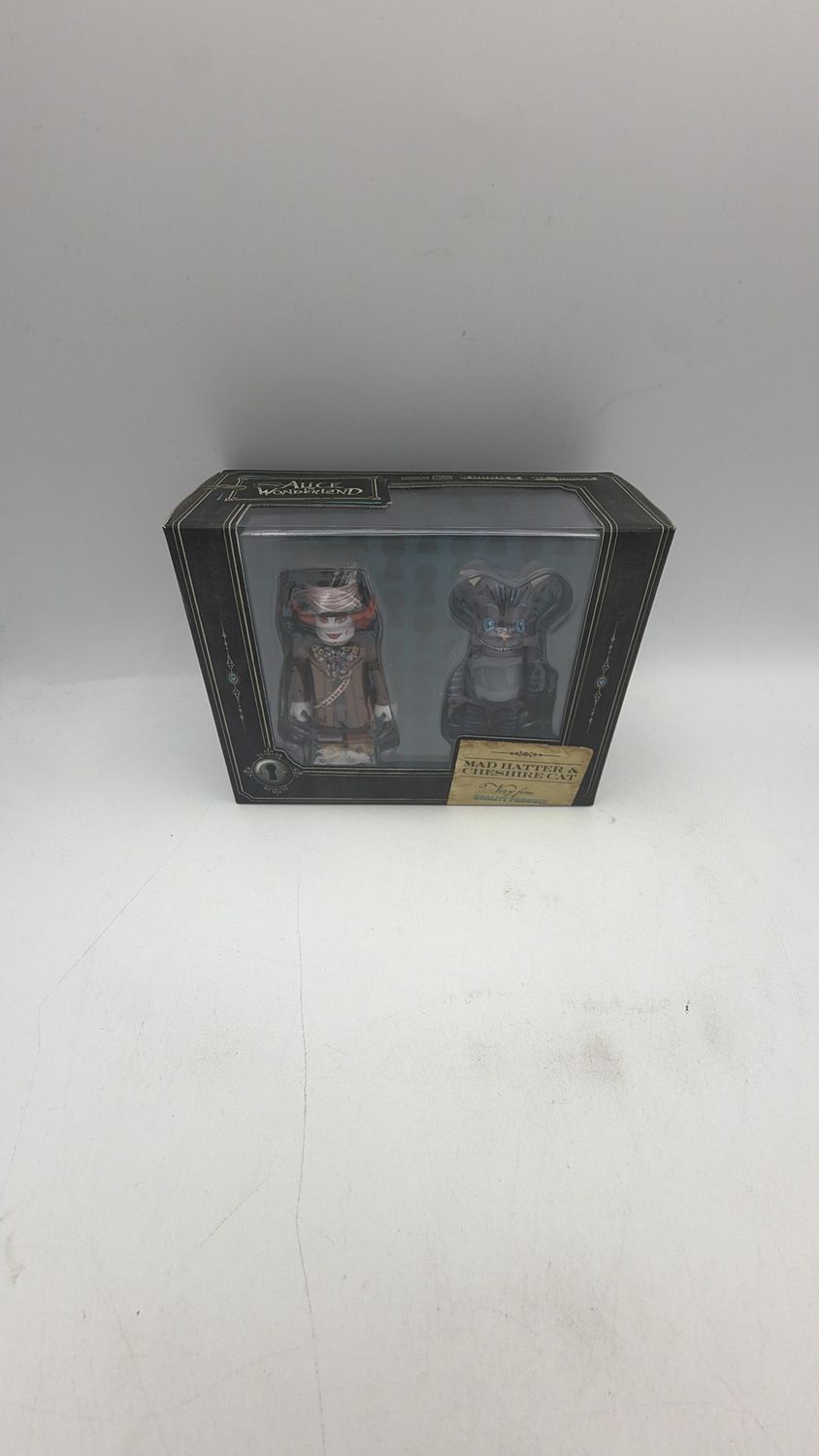 Medicom Bearbrick Disney Alice Wonderland Mad Hatter Cheshire Cat