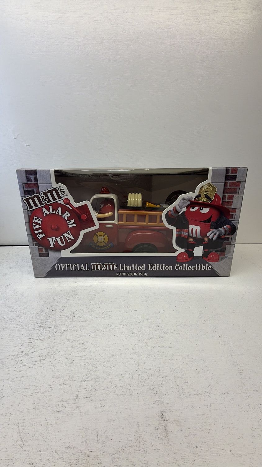 Vtg M&amp;M's Reds Firehouse Fire Truck Candy Dispenser Limited Edition New In Box