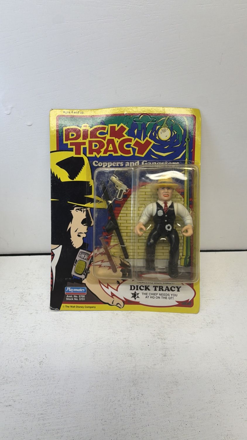 Playmates Dick Tracy Figure Coppers and Gangsters Dick Tracy