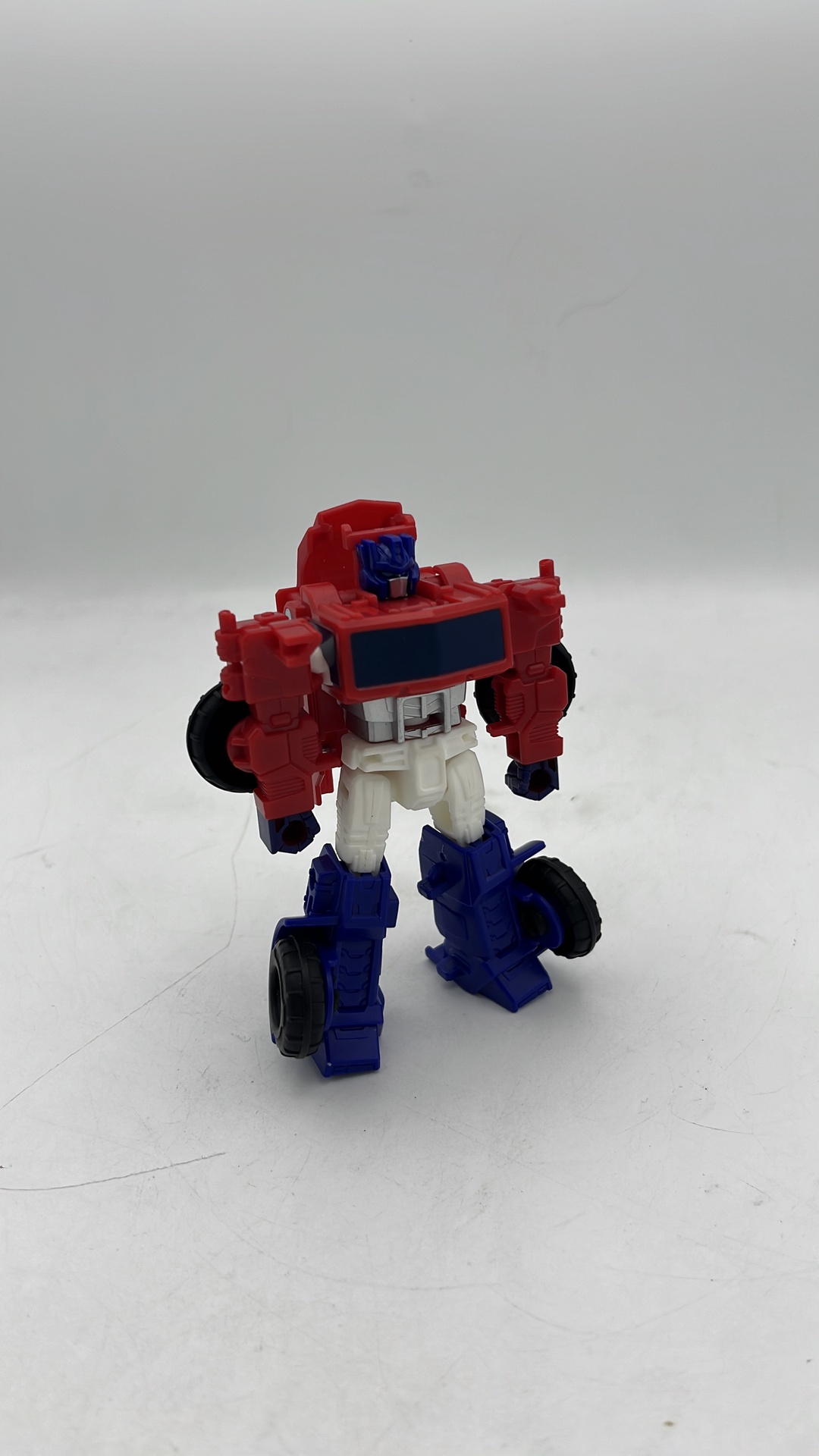 Hasbro Transformers Cyberworld Optimus Prime Figure 2025 (used)