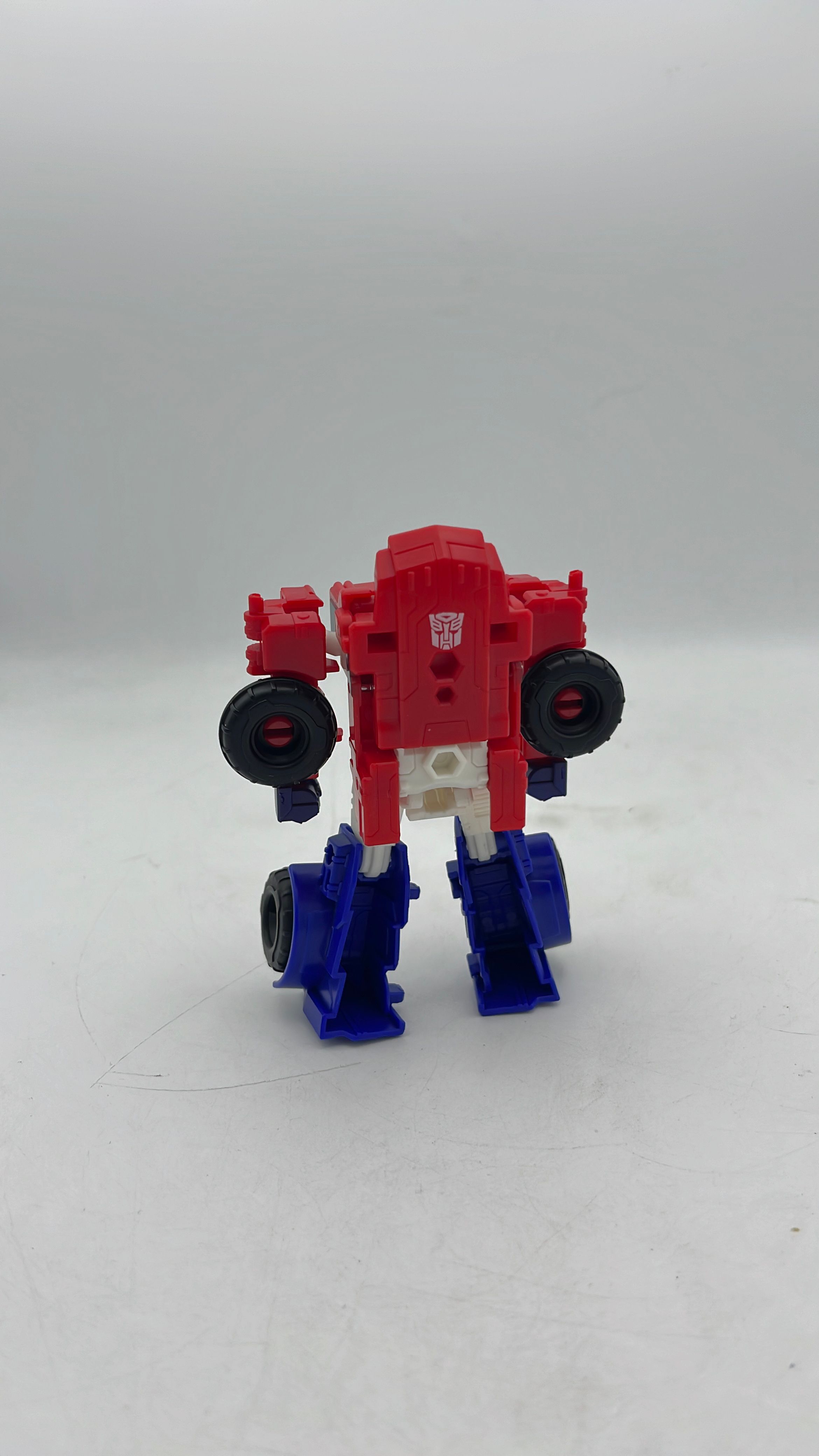 Hasbro Transformers Cyberworld Optimus Prime Figure 2025 (used) view 2