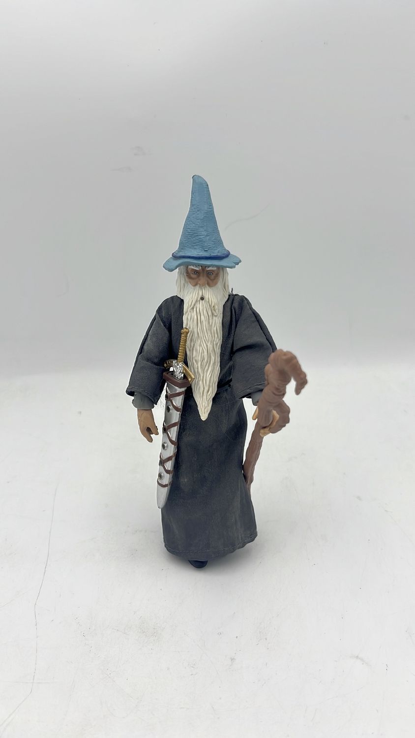 Toy Biz Middle Earth Toys Gandalf The Grey Figure 1998 (used) Incomplete