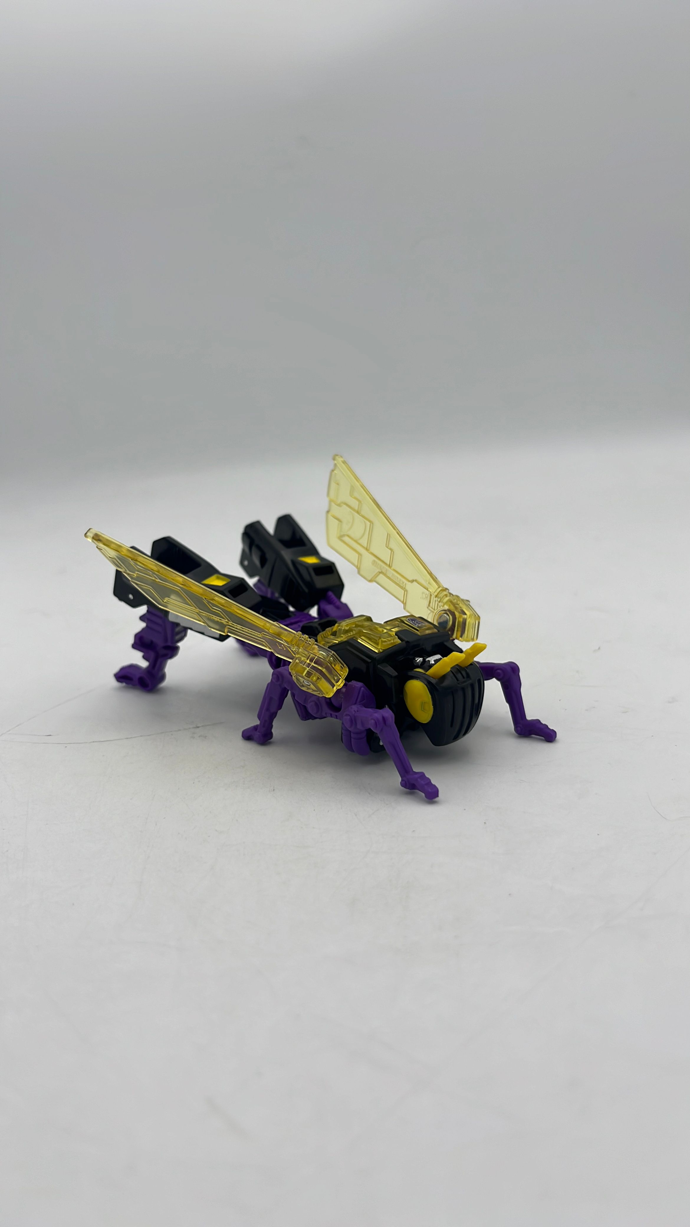 Hasbro Transformers Titans Return Kickback Figure 2016 (used) view 2