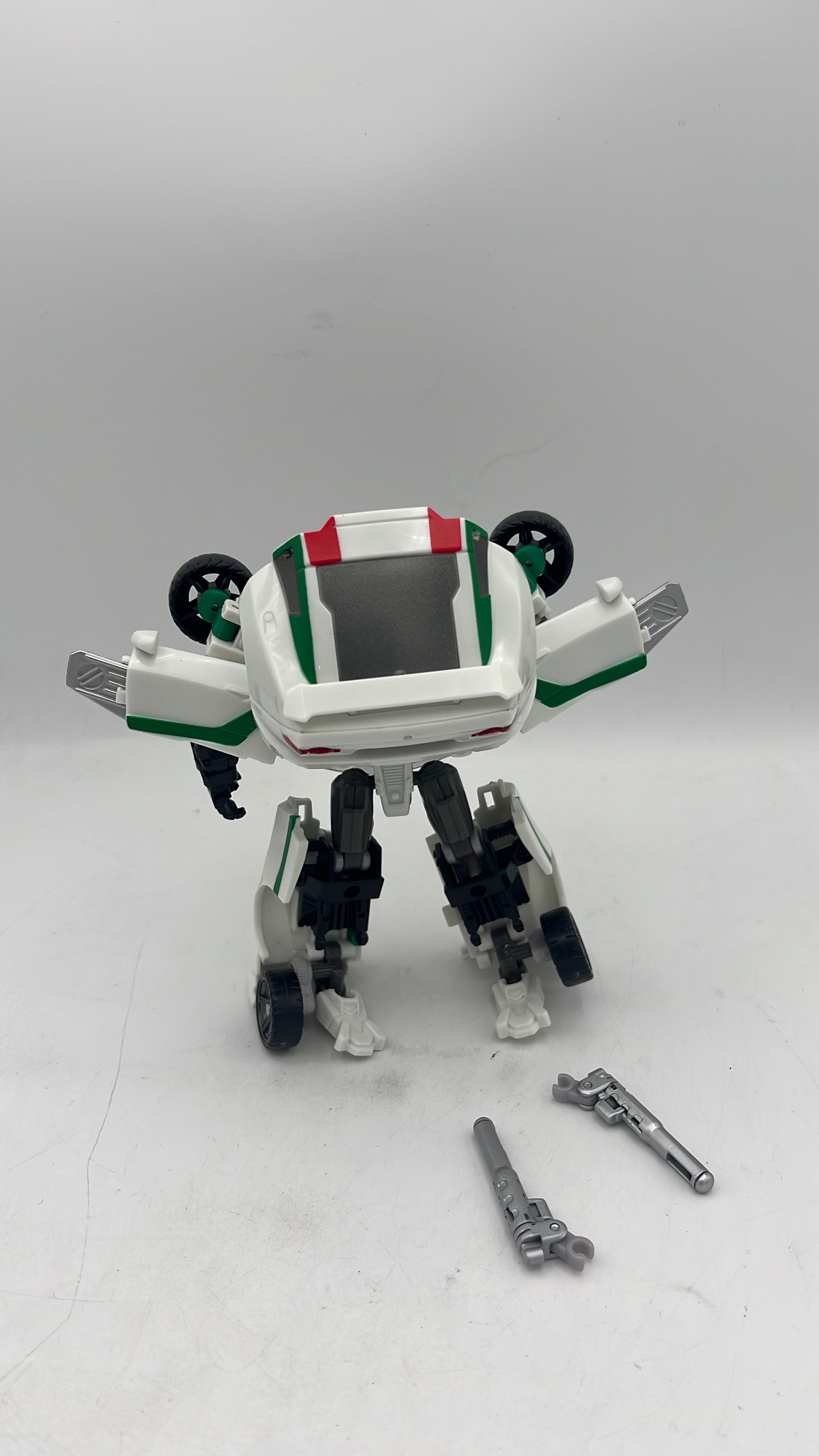 Hasbro Transformers Generations Wheeljack Figure 2011 (used) view 5