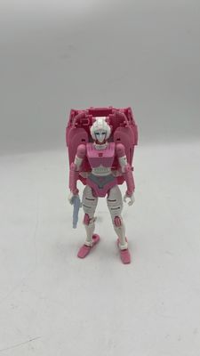 Hasbro Transformers War For Cybertron Earthrise Arcee Figure 2020 (used) Incomplete