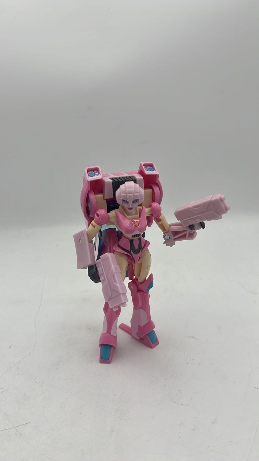 Hasbro Transformers Cyberverse Arcee Warrior Class Figure 2020 (used) Incomplete