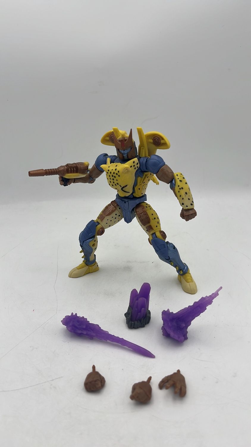 Hasbro Transformers R.E.D. Cheetor Figure 2021 (used) Incomplete