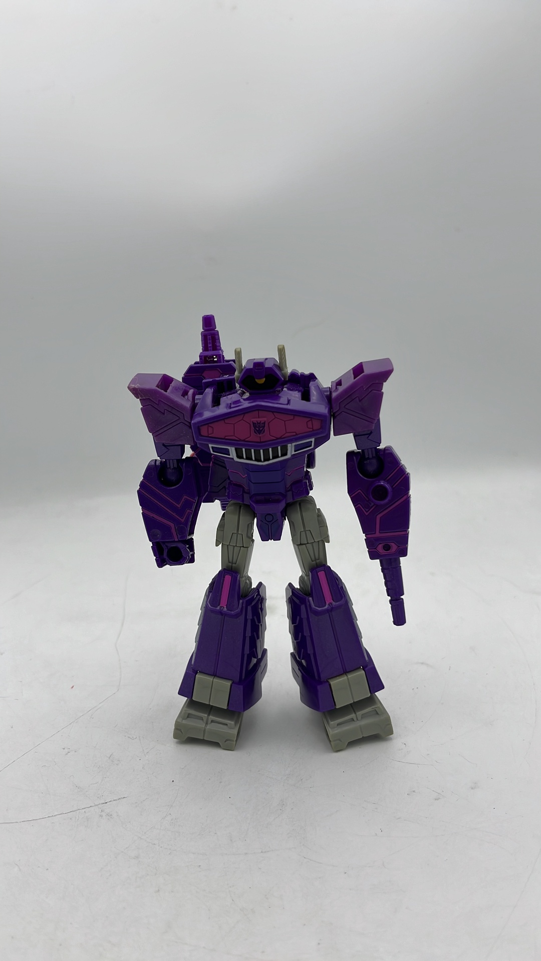 Hasbro Transformers Cyberverse Shockwave Figure 2017 (used)