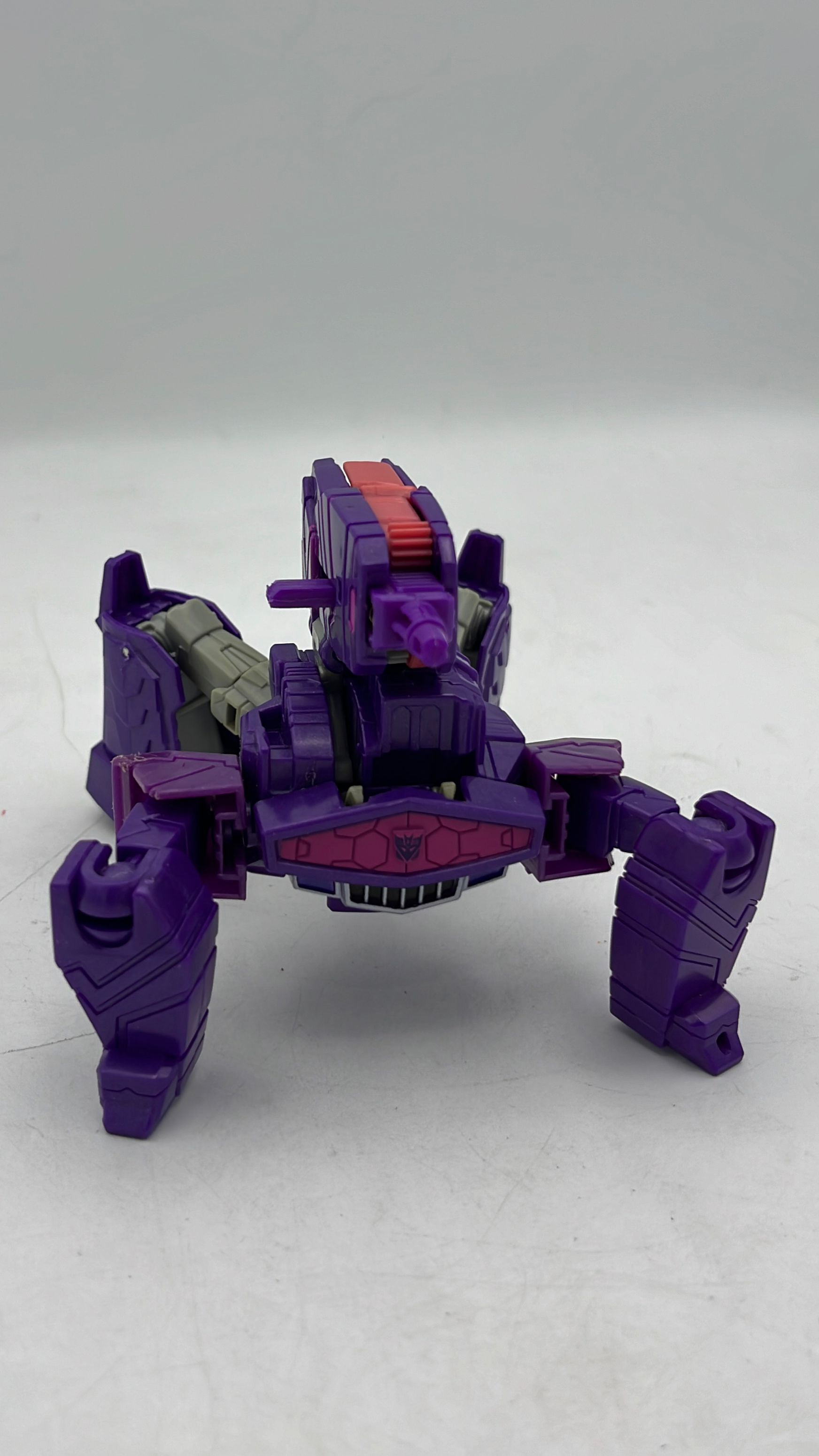Hasbro Transformers Cyberverse Shockwave Figure 2017 (used) view 2