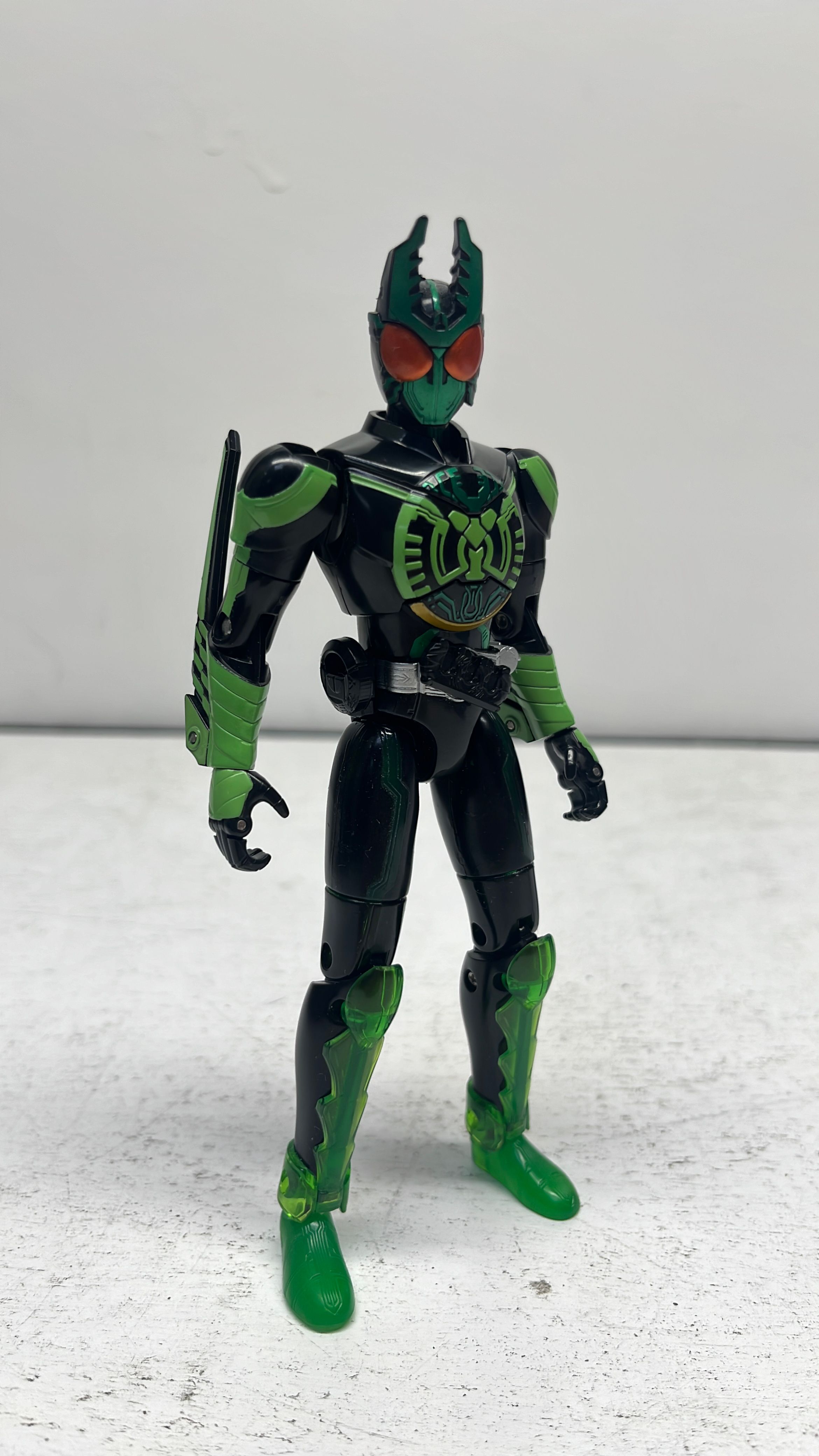 Bandai Kamen Rider OOO Combo Change Gatakiriba Figure 2010 (used)