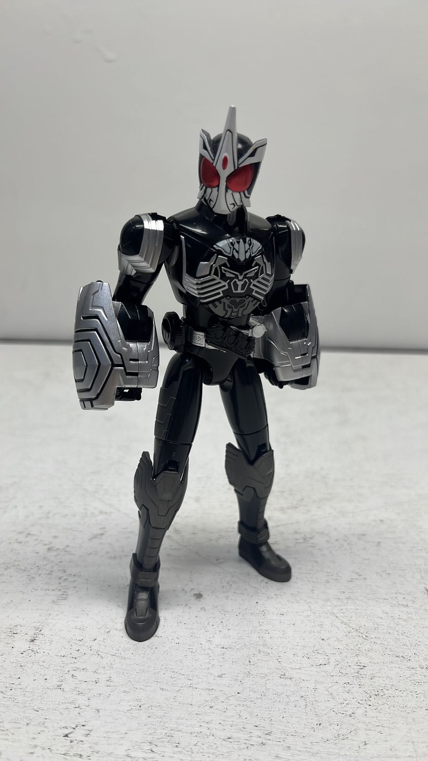 Bandai Kamen Rider OOO Combo Change Sagohzo Figure 2010 (used)
