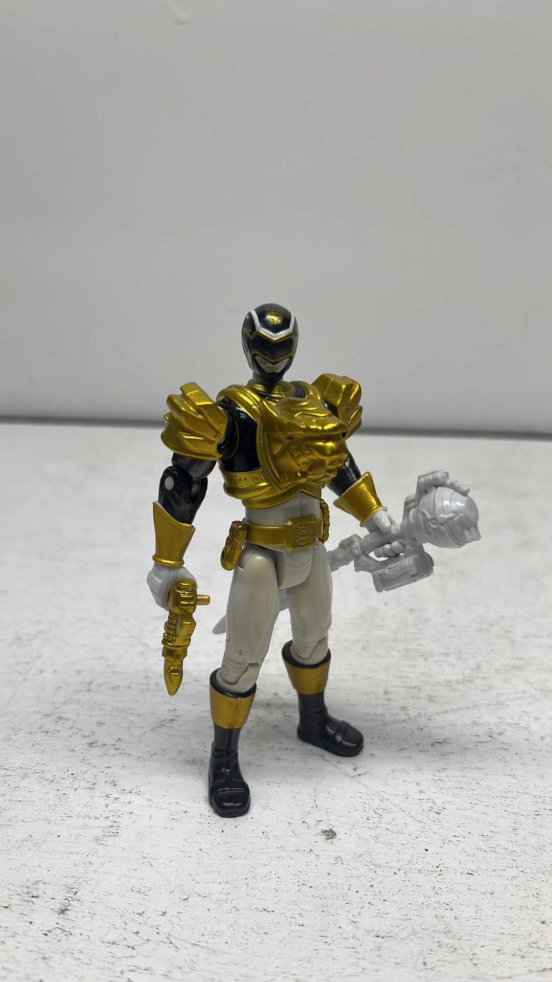 Bandai Power Rangers Megaforce Ultra Metalic Force Black Ranger Figure 2013 (used) view 5
