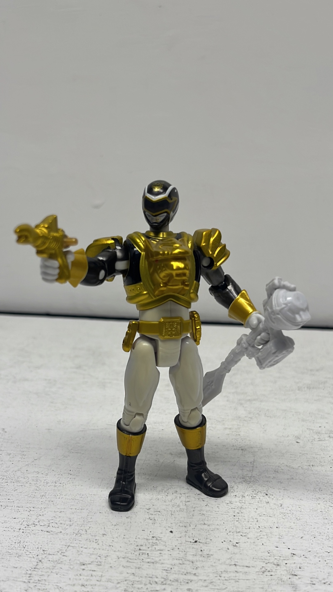 Bandai Power Rangers Megaforce Ultra Metalic Force Black Ranger Figure 2013 (used) view 7