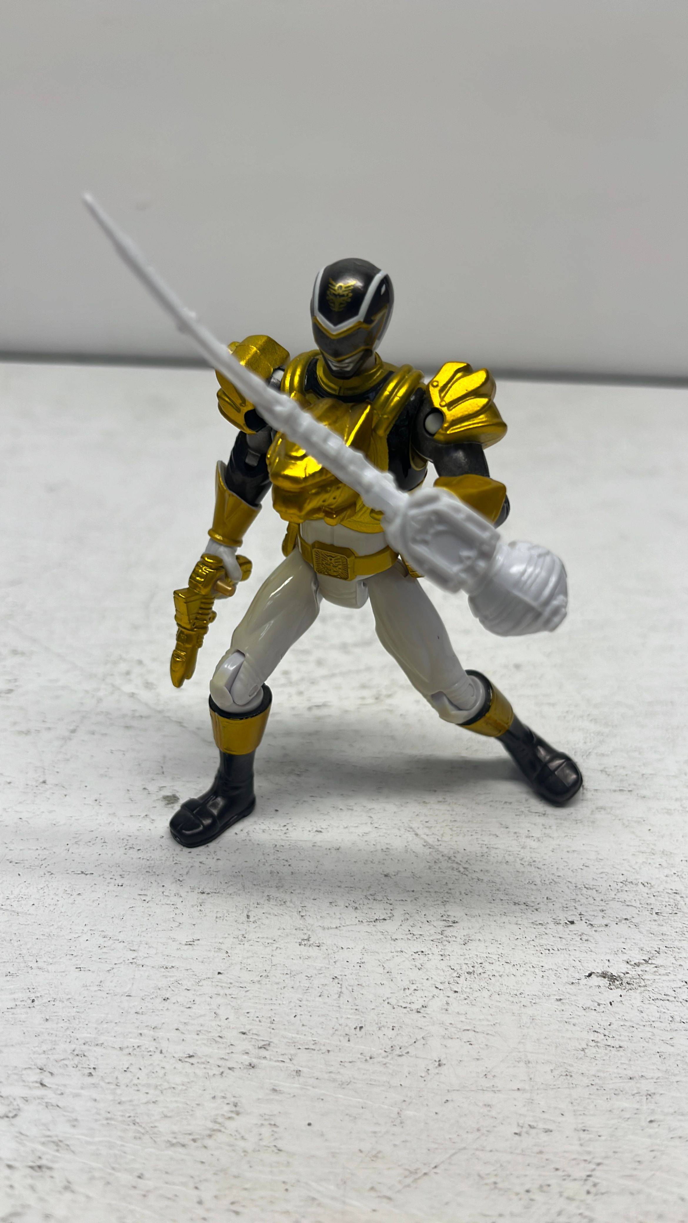 Bandai Power Rangers Megaforce Ultra Metalic Force Black Ranger Figure 2013 (used) view 2