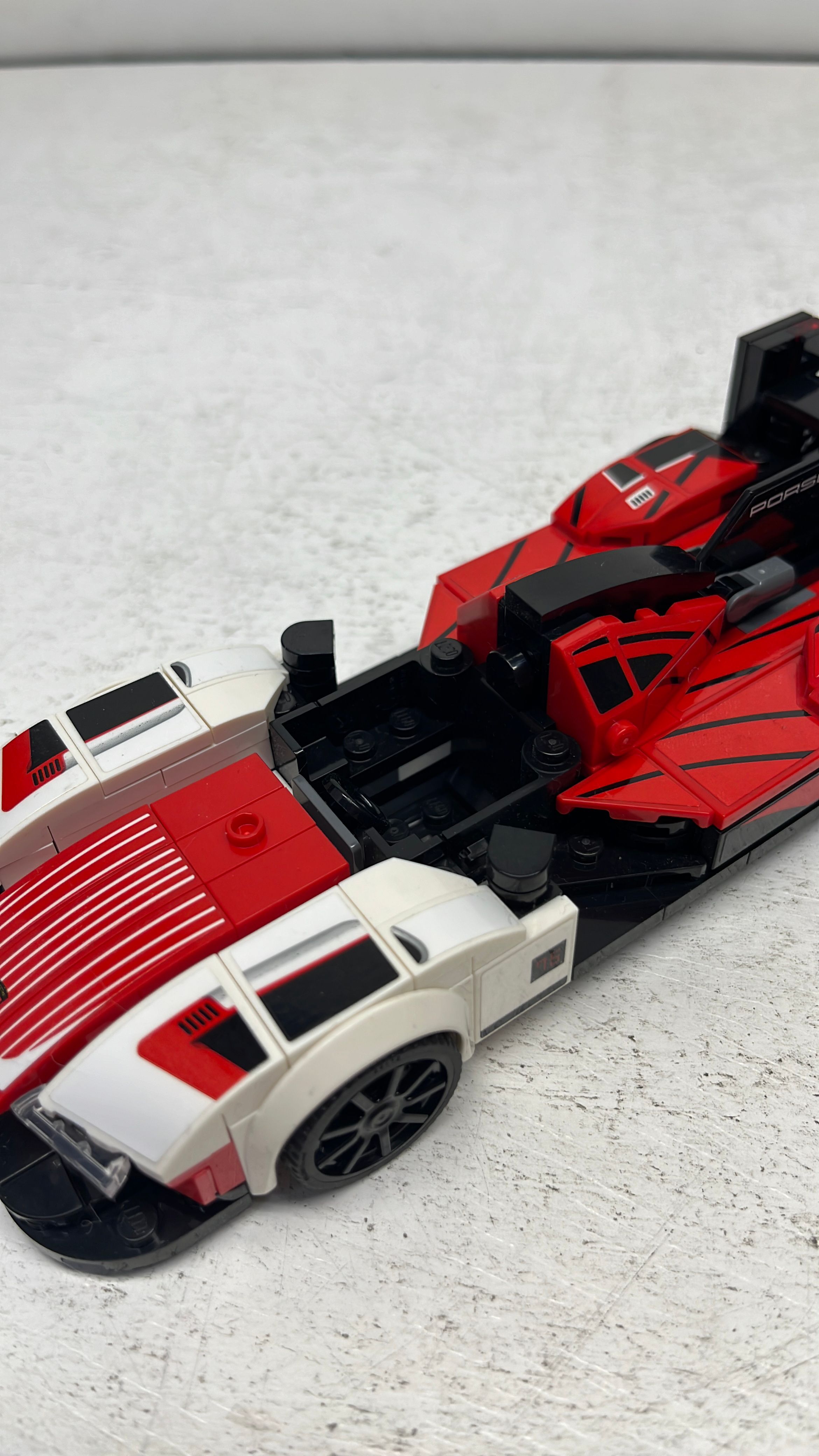Lego 76916 Speed Champions Porsche 963 2023 (used) Incomplete view 2