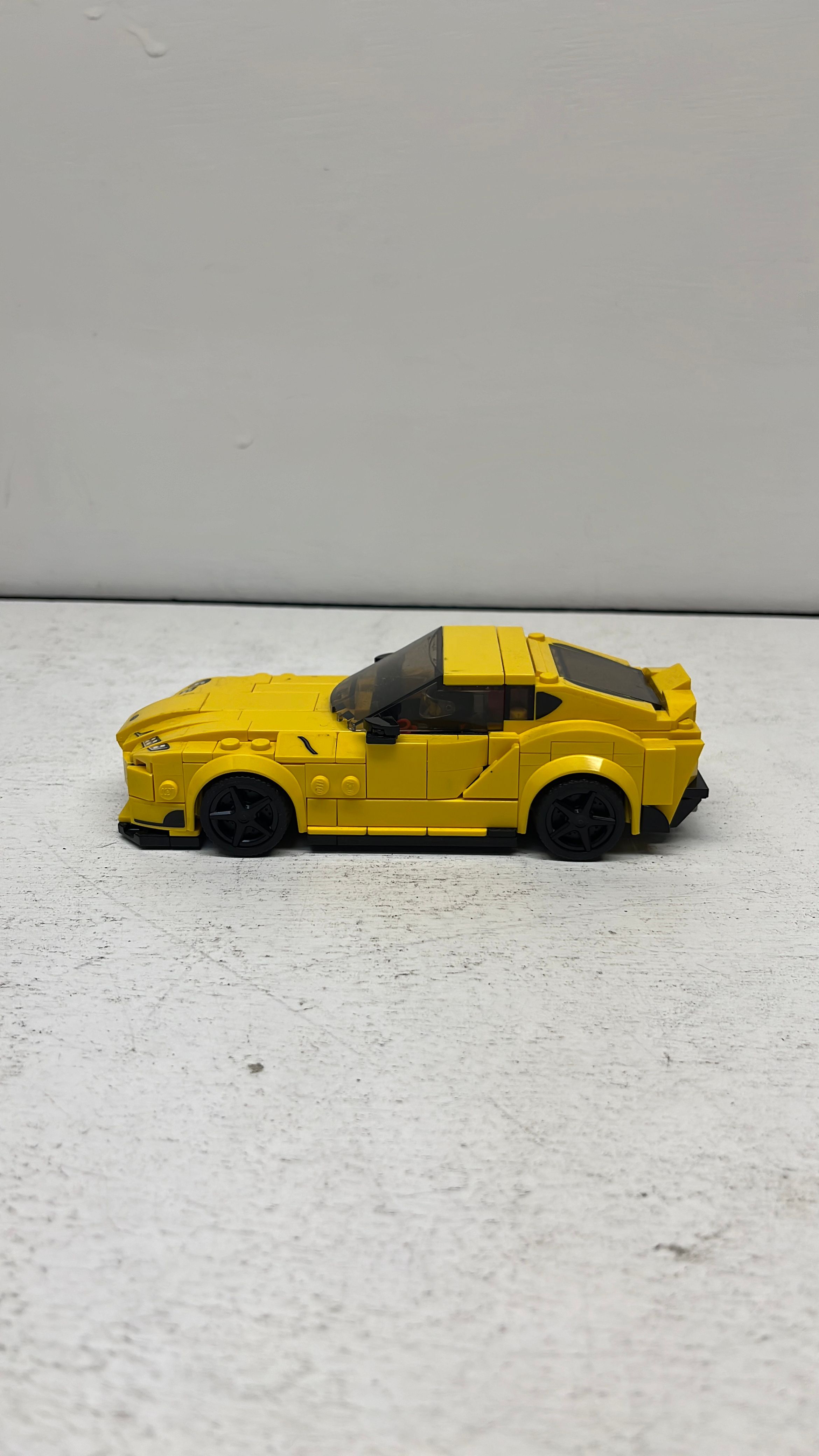 Lego 76901 Speed Champions Toyota GR Supra 2021 (used) view 3