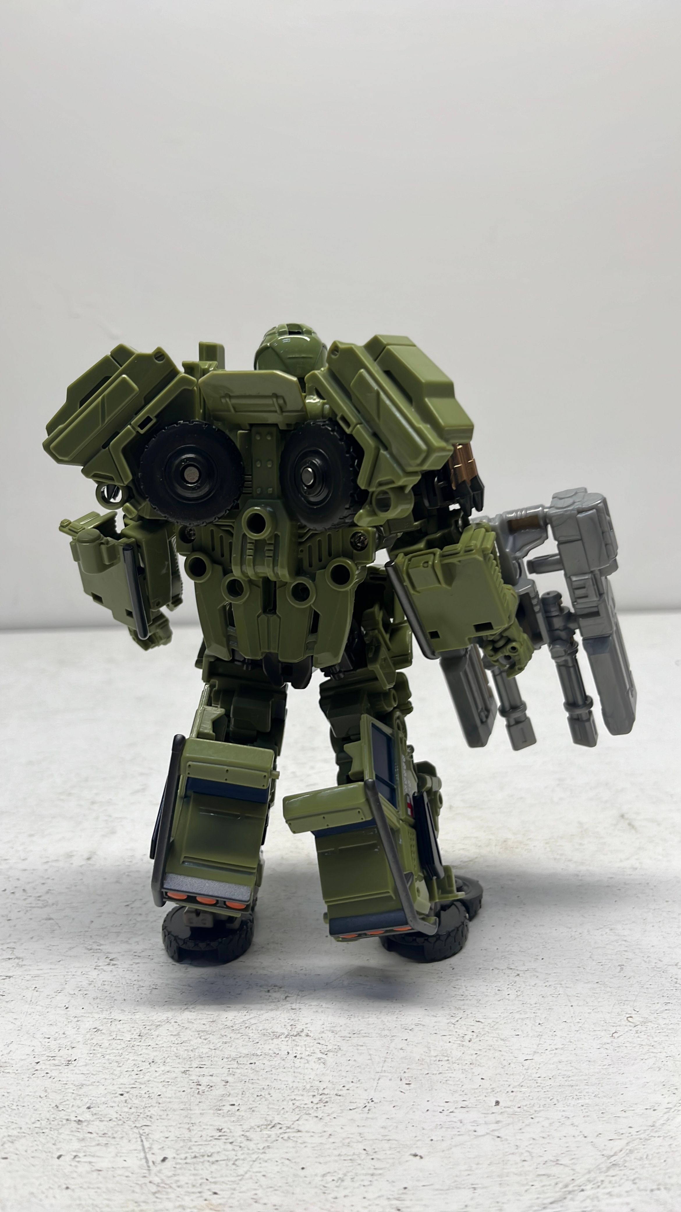 Deformables Hound Shifter Figure (KO Hound) (used) view 2