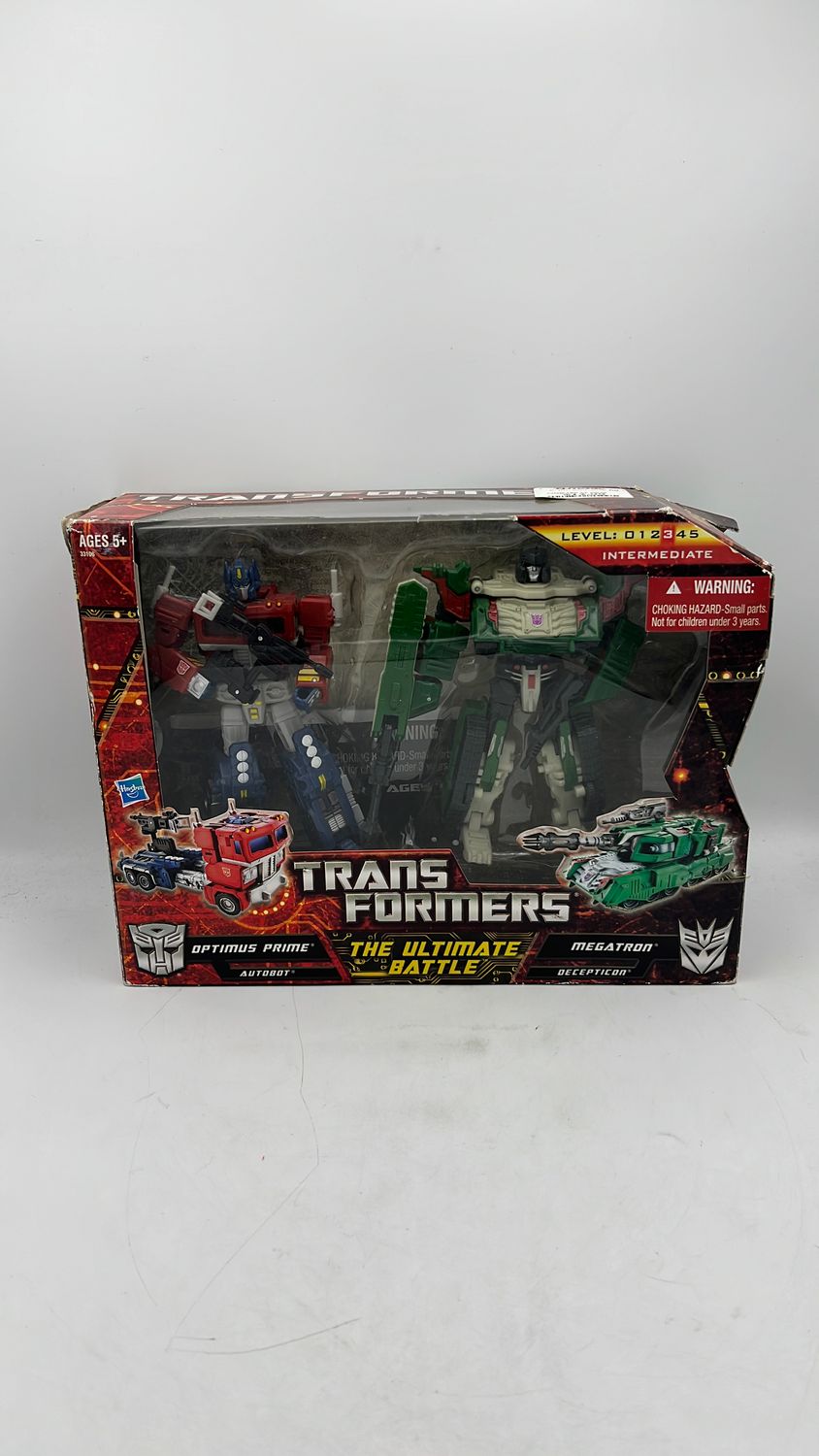 Hasbro Transformers Generations The Ultimate Battle Optimus Prime vs. Megatron Figures 2010 (used)