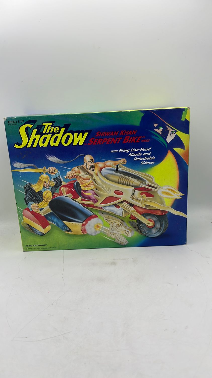 Kenner The Shadow Shiwan Khan &amp; Serpant Bike Figure 1994
