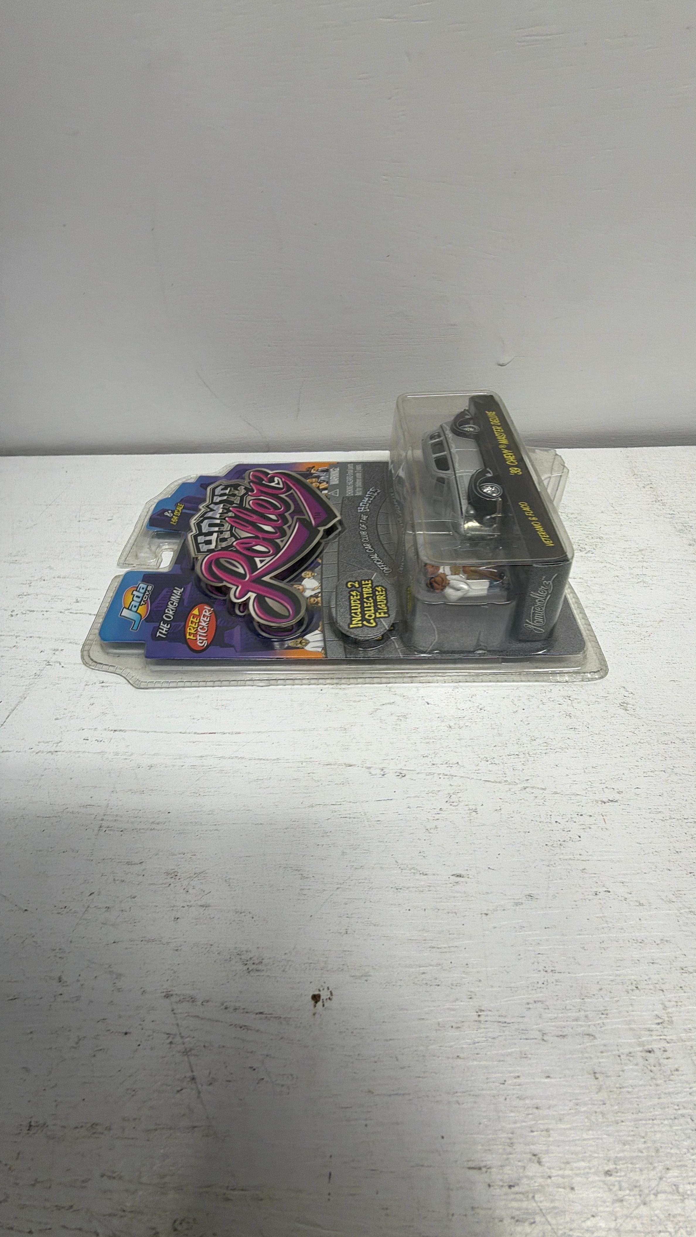 Homie Rollerz Jada Veterano & Flaco 1939 Chevy Master Deluxe Lowrider 1:64 - New Sealed view 2