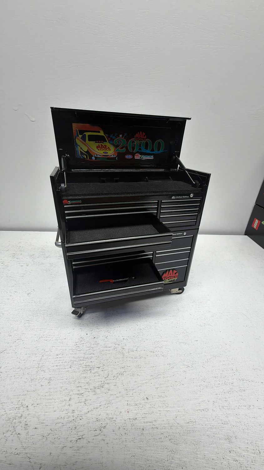 Mac Tools Black Miniture Replica Racing Toolbox Gatornationals 1:16 Diecast Bank 2000