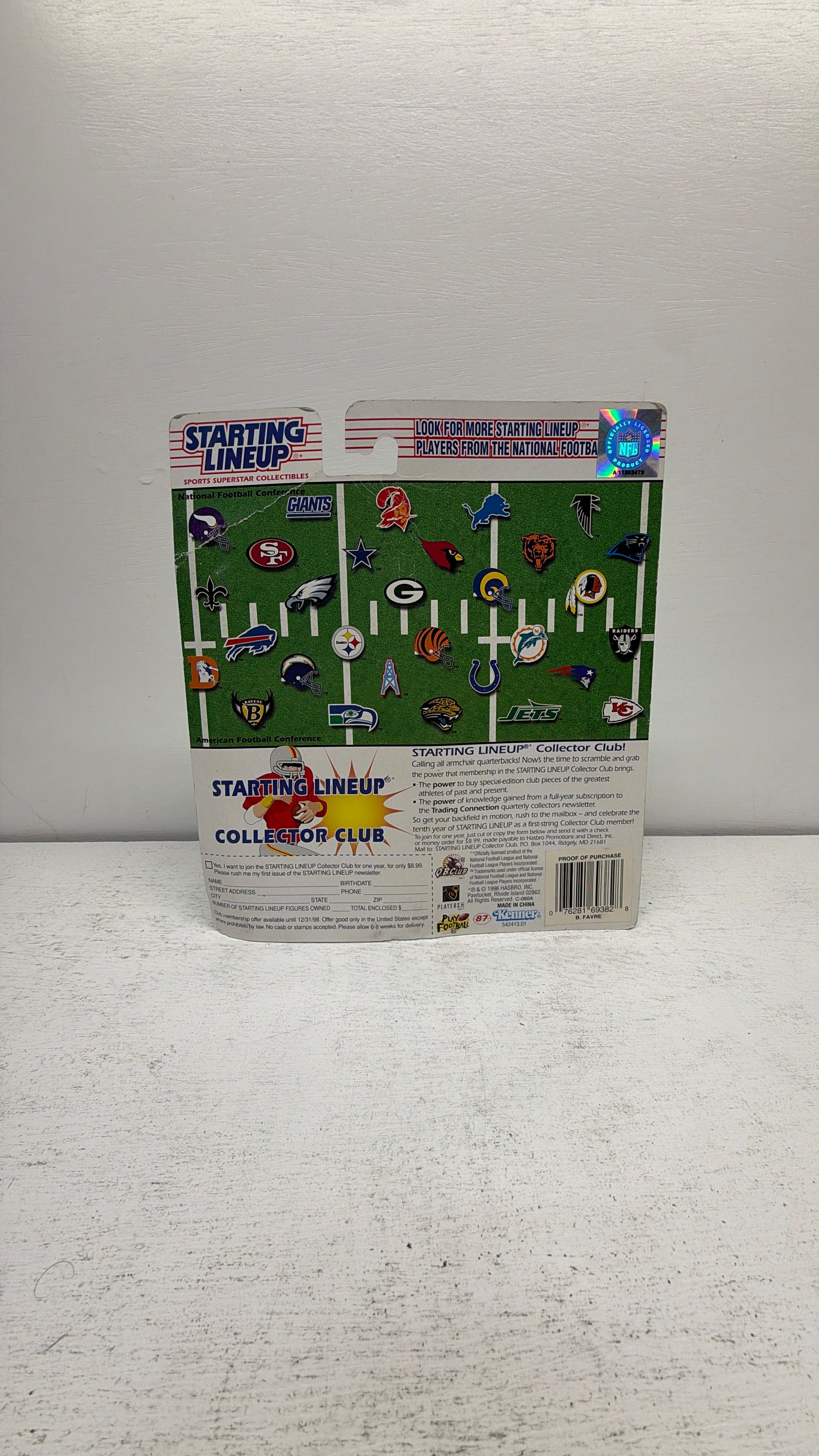Kenner BRETT FAVRE Starting Lineup GREEN BAY PACKERS Figure & Cards view 6