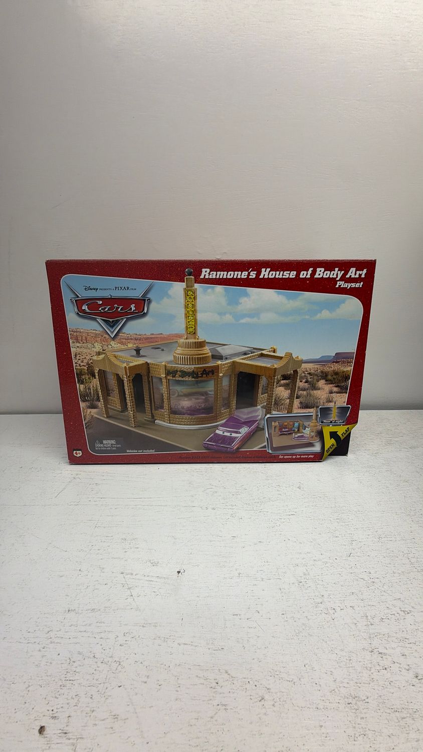 Mattel Disney Pixar Cars Ramone’s House of Body Art Playset