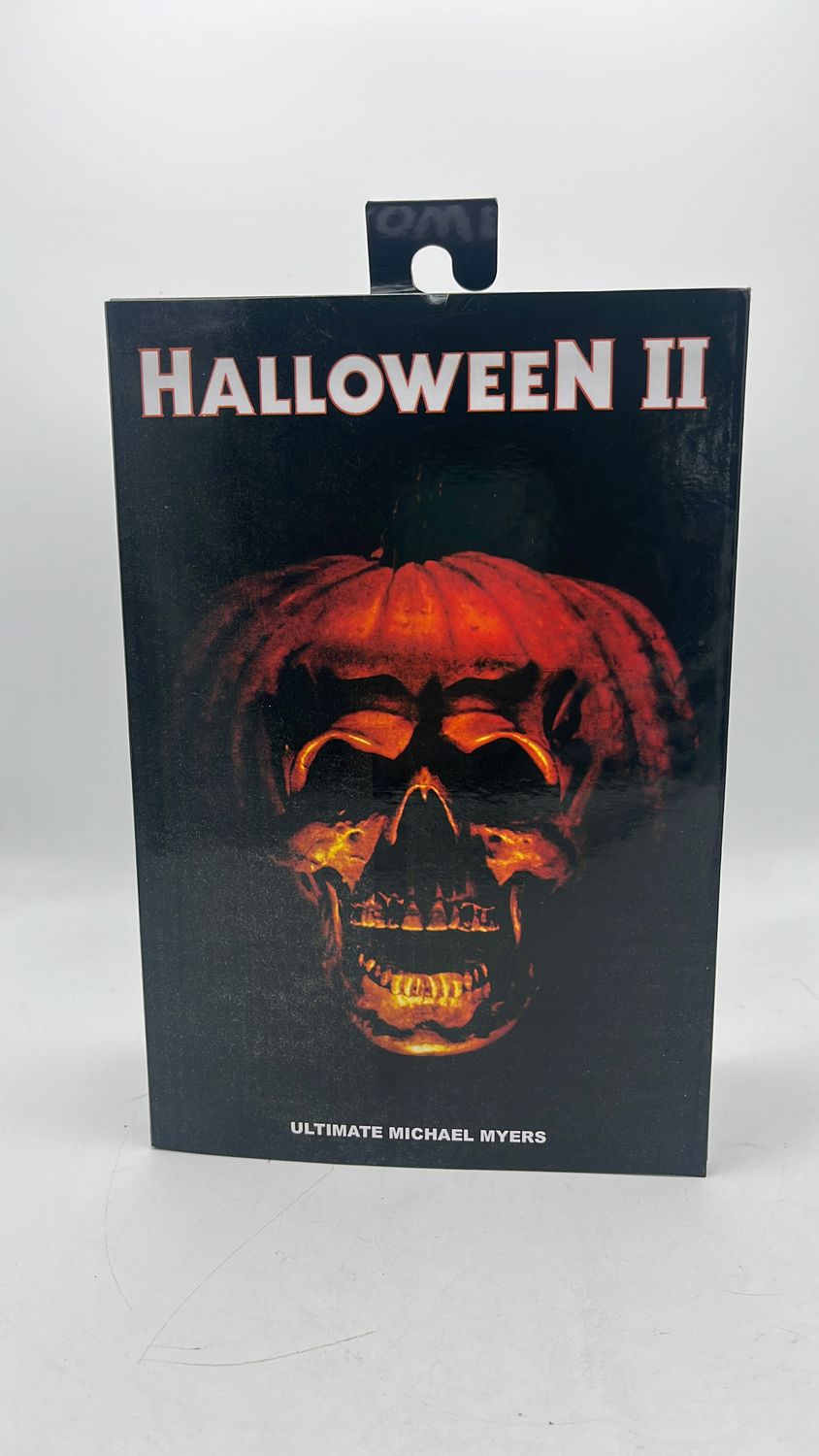 Neca Halloween ll Ultimate Michael Myers Figure