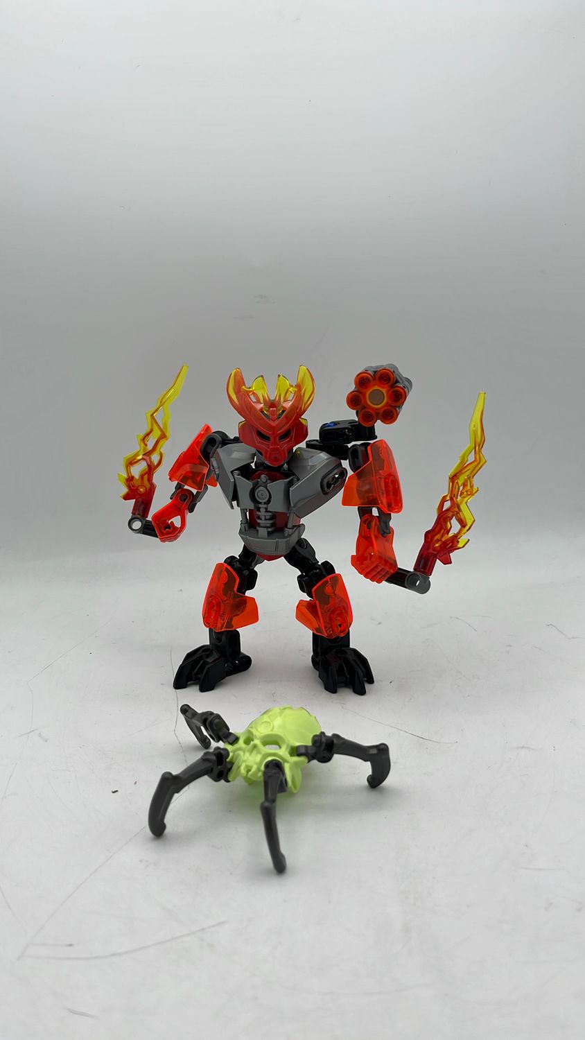 Lego 70783 Bionicle Protector Of Fire 2015 (used)