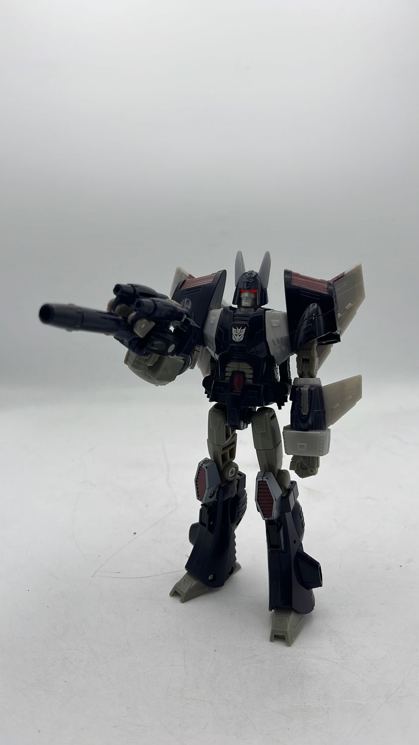 Hasbro Transformers Universe Cyclonus Figure 2007
