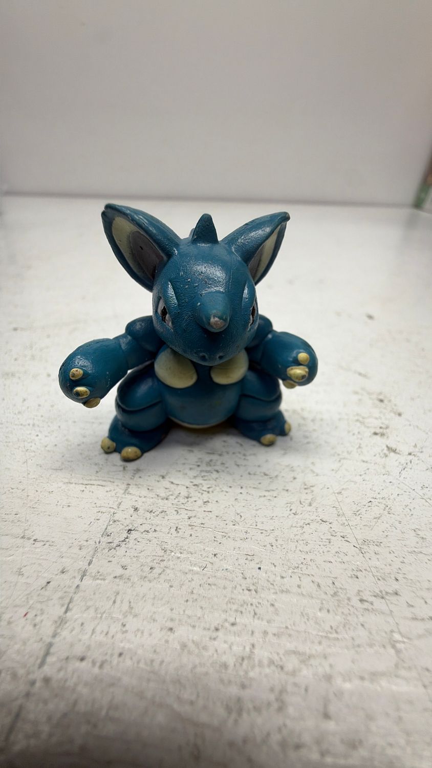 Tomy Pokemon Nidoqueen Figure 1999 (used)