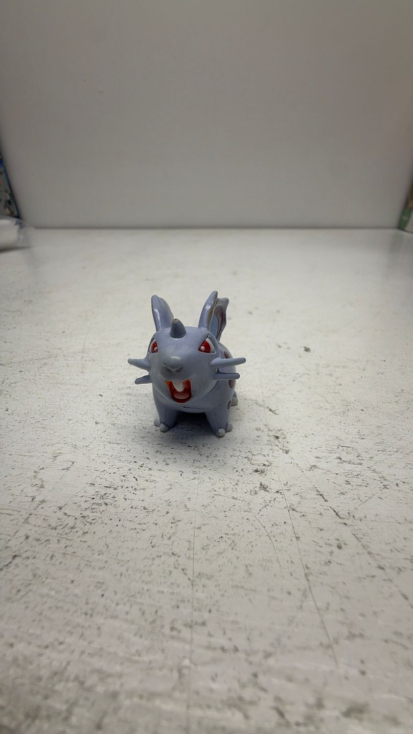 Tomy Pokemon Nidorin Figure 1999 (used)