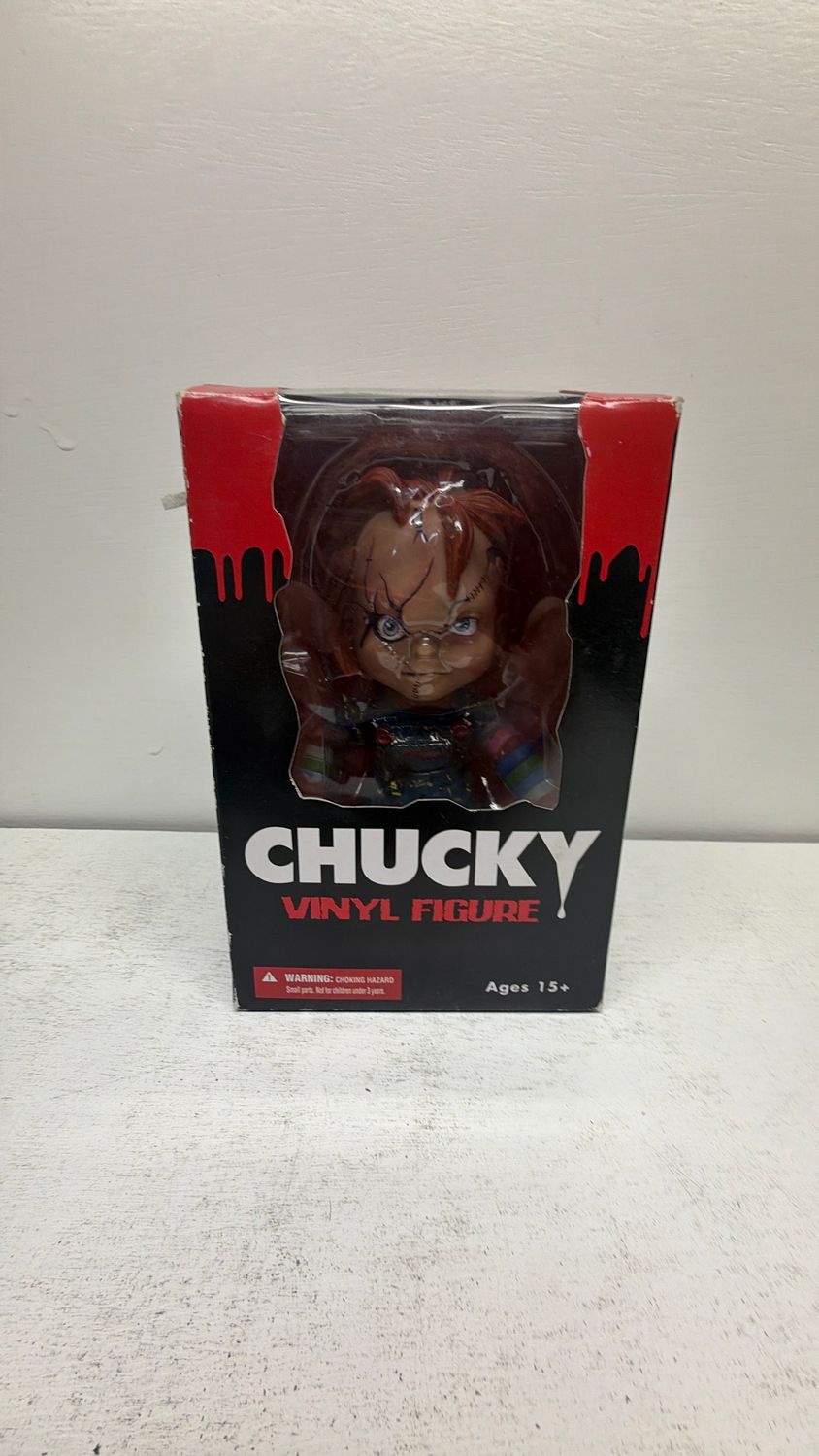 Mezco Toys Chucky Vinyl Figure