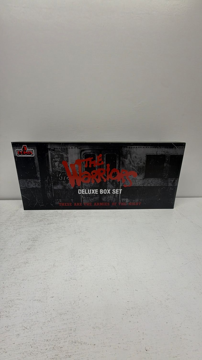 Mezco The Warriors 5Points Deluxe Box Set Figures Sealed