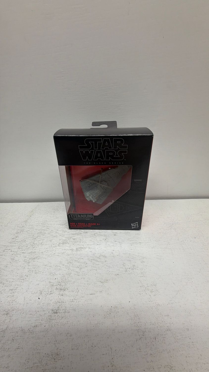 Hasbro Star Wars Star Destroyer 24 The Black series Titanium Series