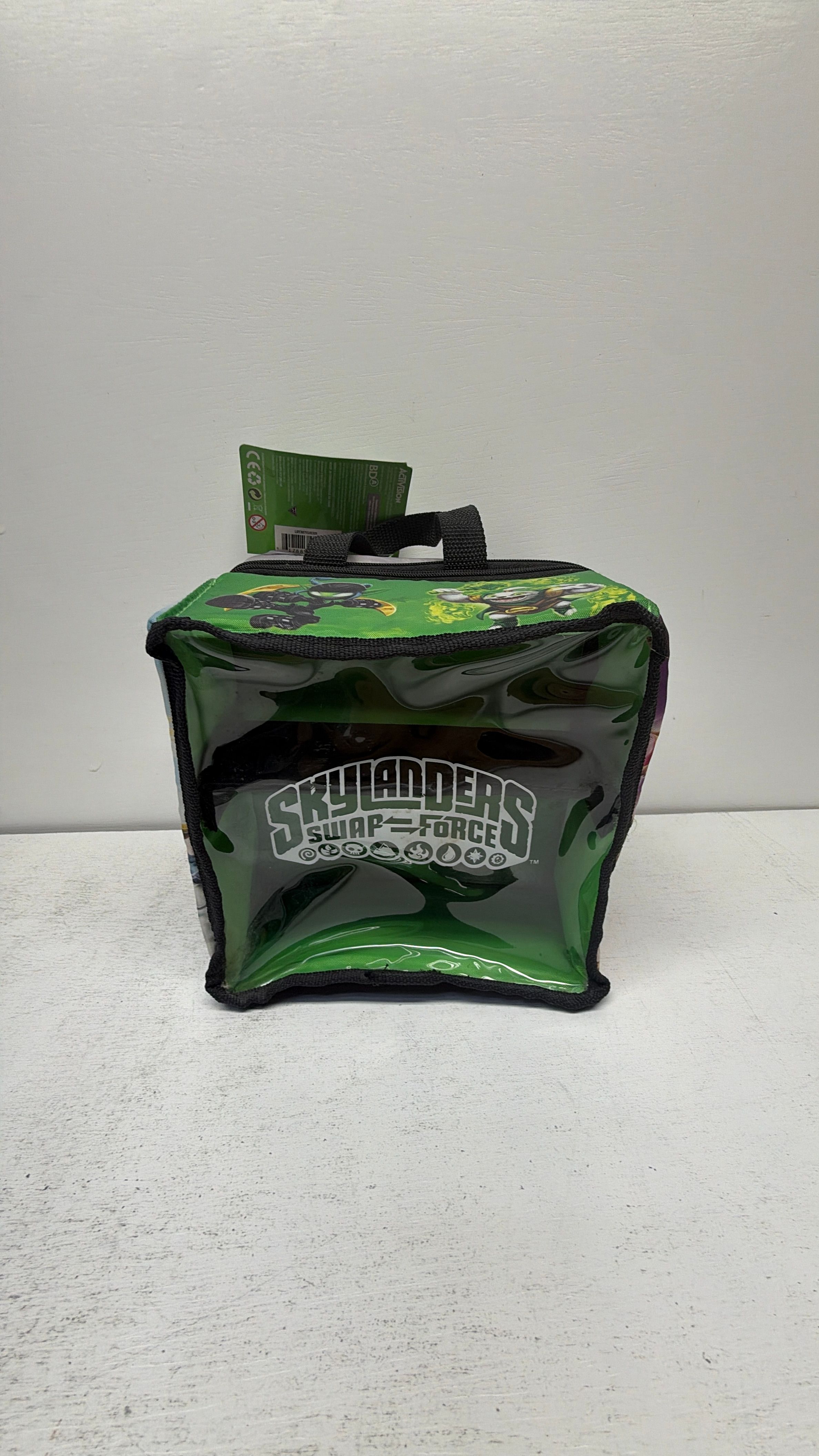 Skylanders Swap Force Show & Go Case