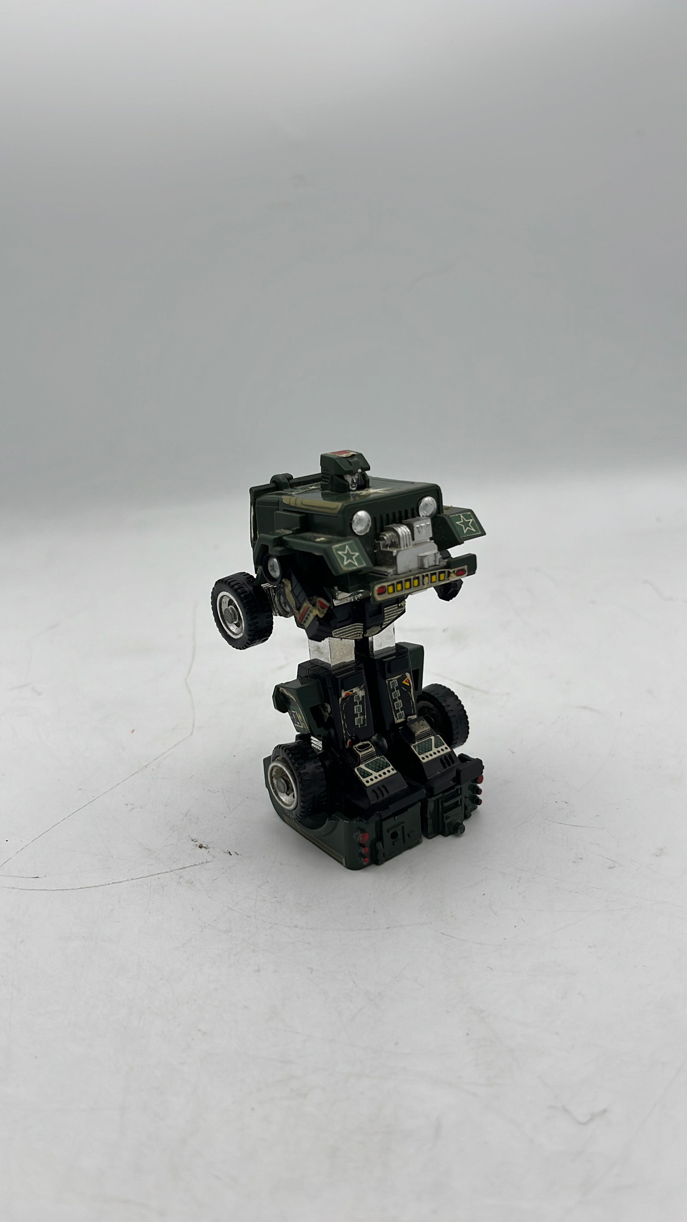 Hasbro The Transformers Hound Vintage Figure 1984 (used) Incomplete