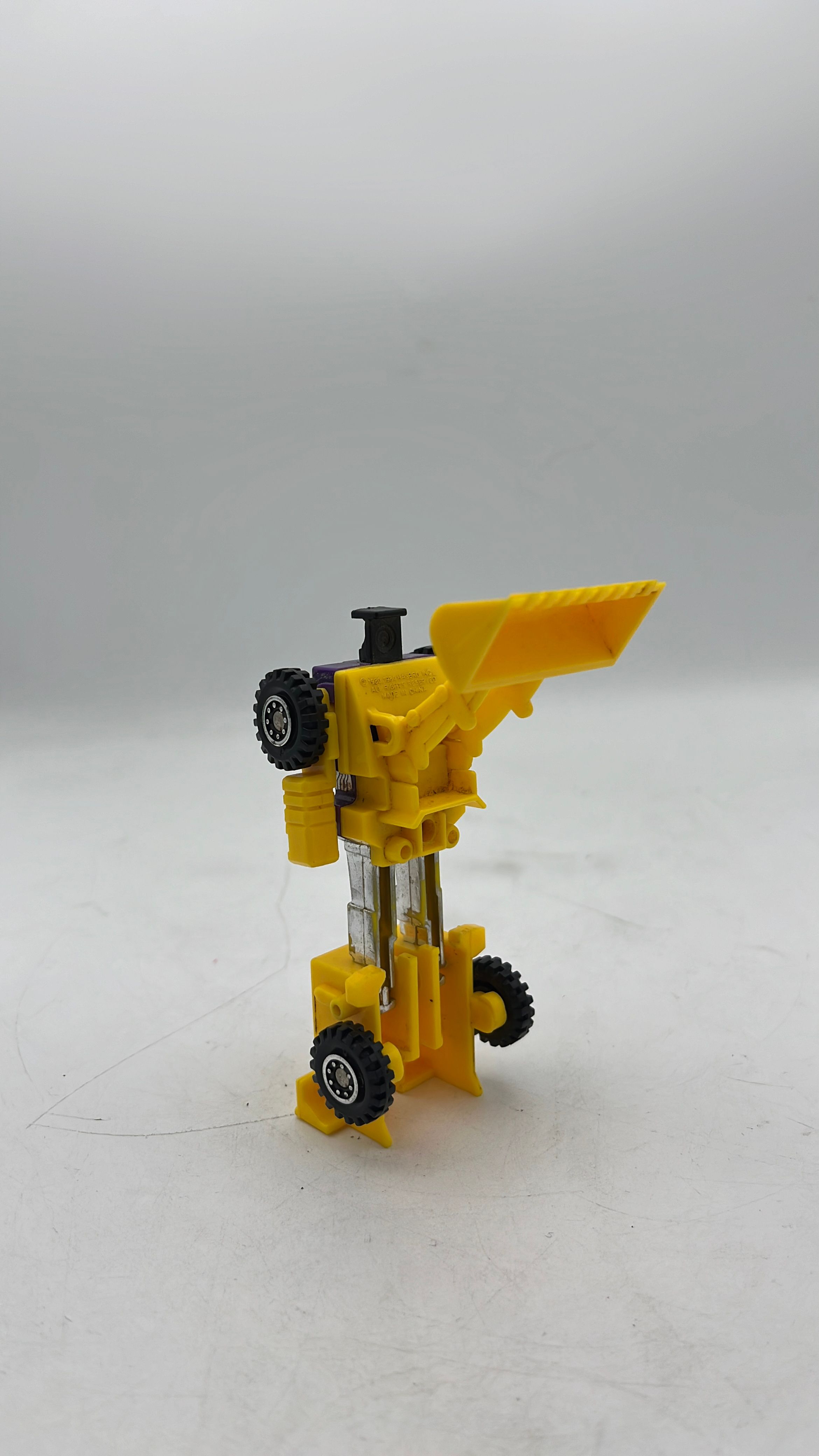 Hasbro Transformers Generation 2 Scrapper Vintage Figure 1992 (used) Incomplete view 2