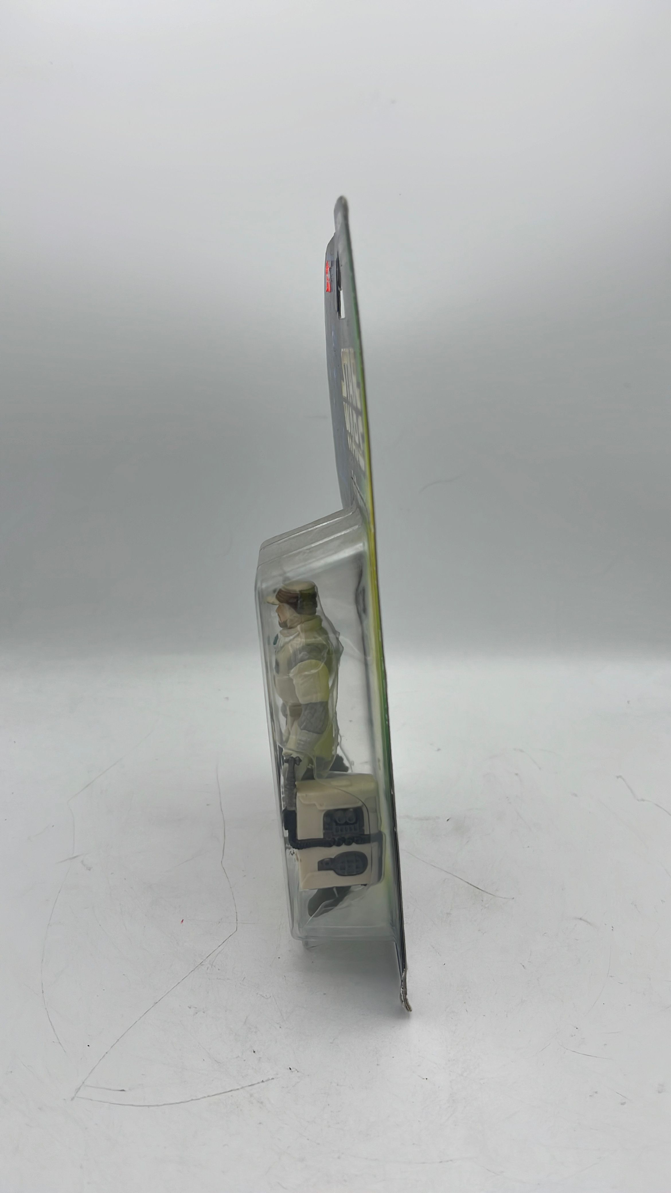 Kenner Star Wars Power Of The Force Hoth Rebel Solider Figure 1996 view 2
