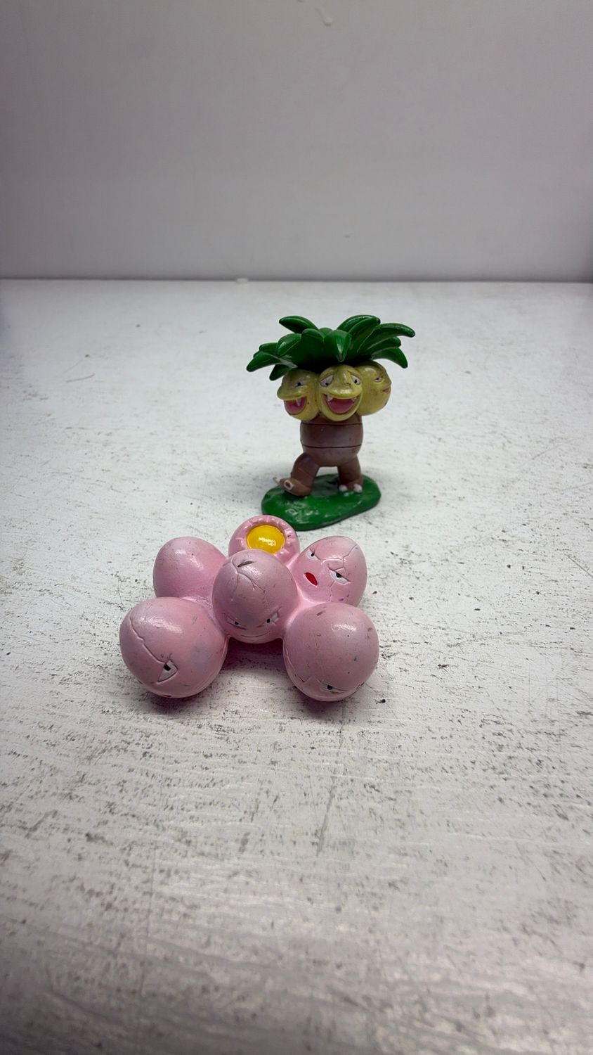Tomy Pokemon Exeggcute And Exggutor 2” Vintage 1999 (used) Figures