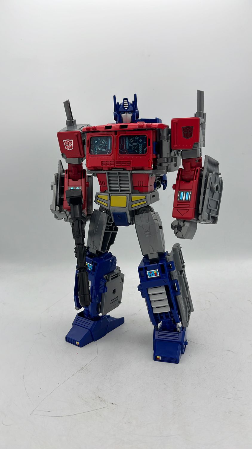 Hasbro Transformers Power Of The Primes Optimus Prime Figure 2018 (used)